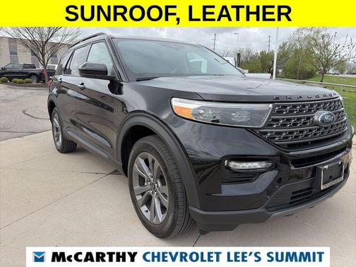 Black Metallic 2024 Ford Explorer XLT