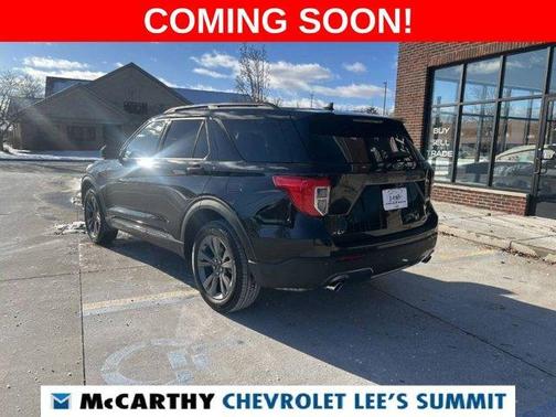 Agate Black Metallic 2024 Ford Explorer XLT