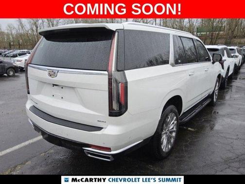 2022 Cadillac Escalade ESV Premium Luxury