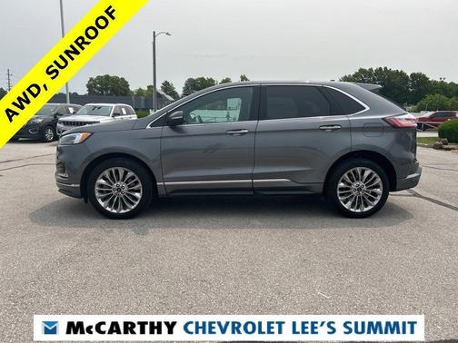 2022 Ford Edge Titanium