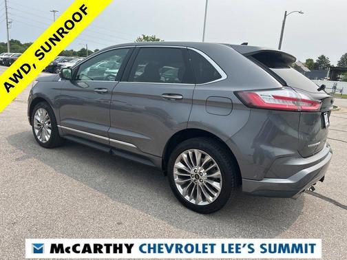 2022 Ford Edge Titanium