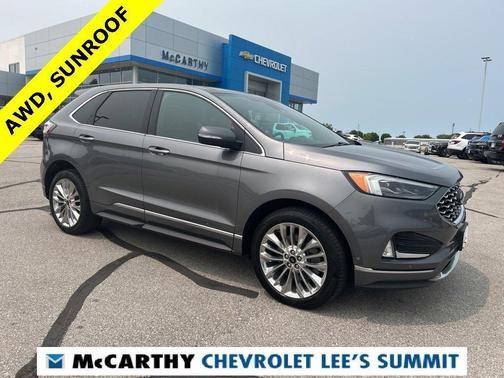 2022 Ford Edge Titanium