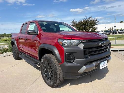 Radiant Red 2026 Chevrolet Colorado Trail Boss