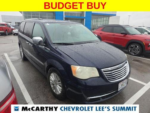 2012 Chrysler Town & Country Limited