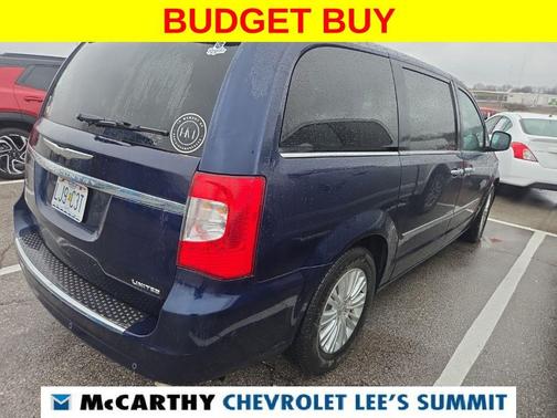 2012 Chrysler Town & Country Limited