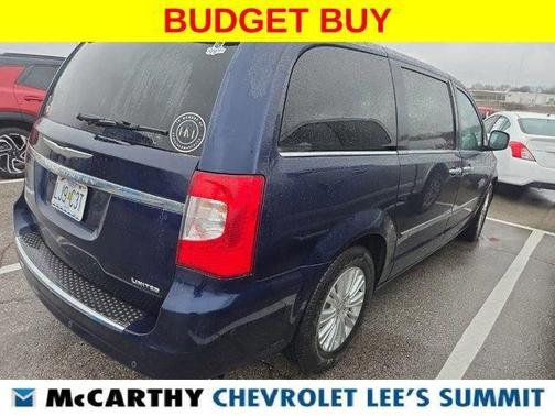 2012 Chrysler Town & Country Limited