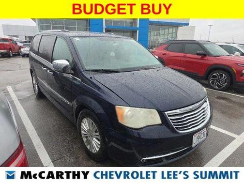 2012 Chrysler Town & Country Limited