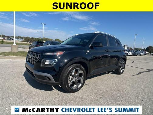 2024 Hyundai VENUE SEL