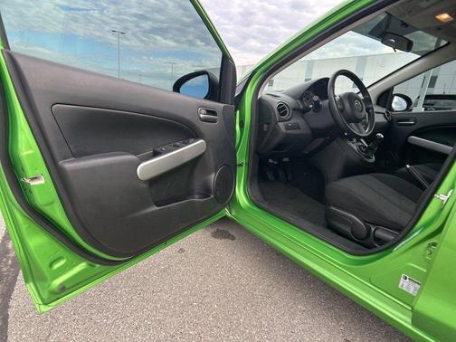 2012 Mazda Mazda2 Sport