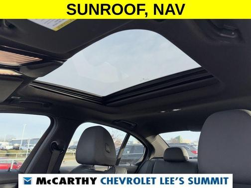 2021 BMW 330 i xDrive