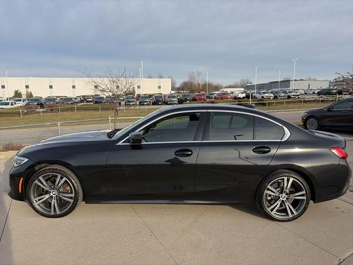 2021 BMW 330 i xDrive