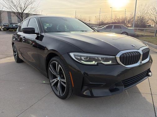 2021 BMW 330 i xDrive