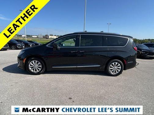 2019 Chrysler Pacifica Touring-L