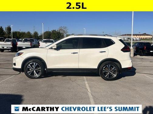 2020 Nissan Rogue SV