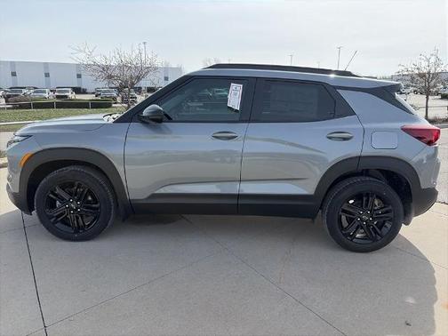 Sterling Gray Metallic 2026 Chevrolet Trailblazer LT