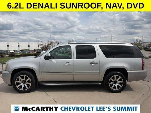 Pure Silver Metallic 2011 GMC Yukon XL 1500 Denali