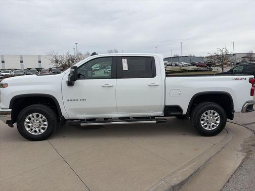 2026 Chevrolet Silverado 3500 LT