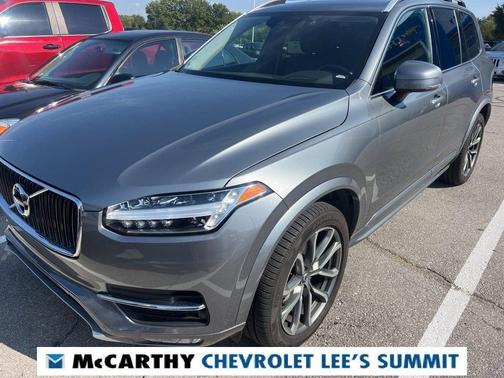 2019 Volvo XC90 T5 Momentum
