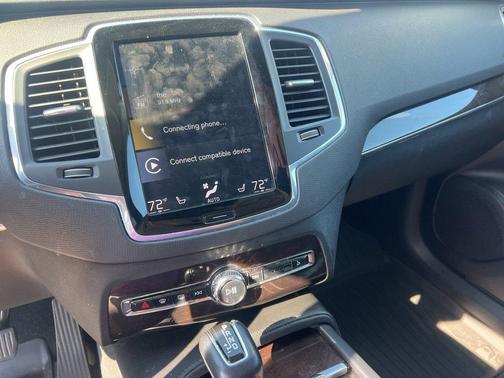 2019 Volvo XC90 T5 Momentum