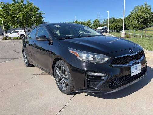 Aurora Black 2019 Kia Forte S