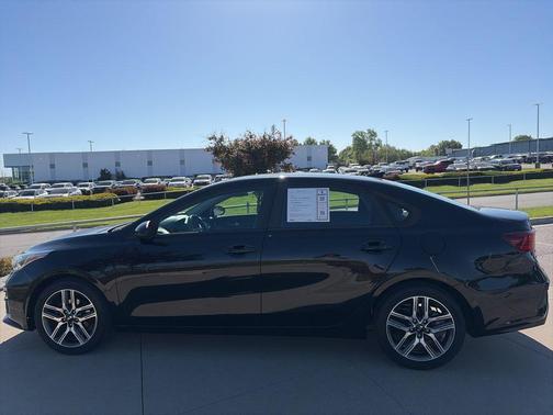 Aurora Black 2019 Kia Forte S