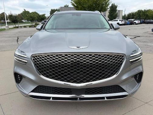 Silver 2025 Genesis GV70 2.5T
