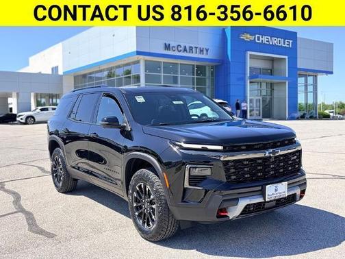 Mosaic Black Metallic 2026 Chevrolet Traverse Z71