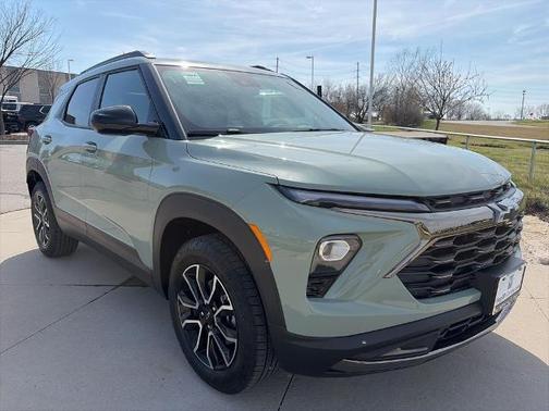 Green 2026 Chevrolet Trailblazer ACTIV