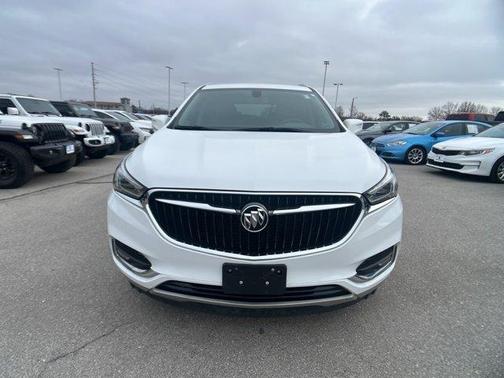 2020 Buick Enclave Essence