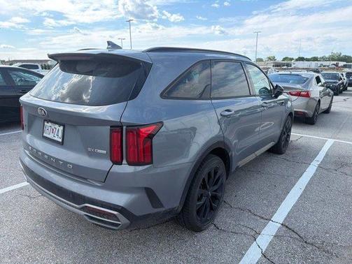 Silver 2021 Kia Sorento SX-PRESTIGE