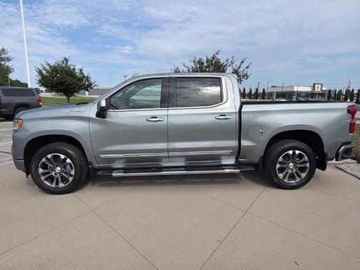 Sterling Gray Metallic 2026 Chevrolet Silverado 1500 High Country