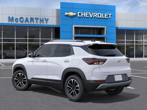 Summit White 2026 Chevrolet Trailblazer LT