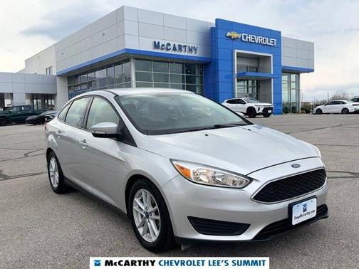 Ingot Silver 2017 Ford Focus SE