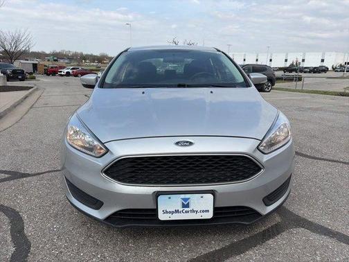 Ingot Silver 2017 Ford Focus SE