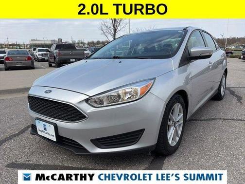Ingot Silver 2017 Ford Focus SE