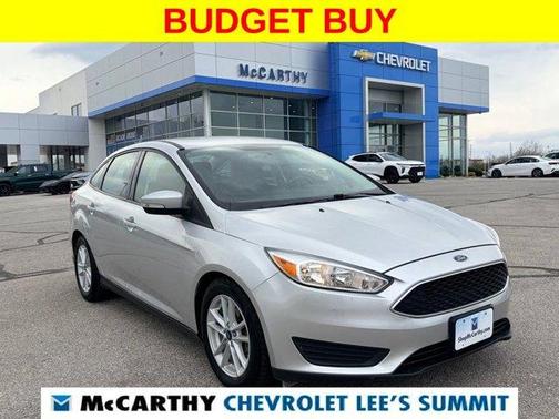 Ingot Silver 2017 Ford Focus SE