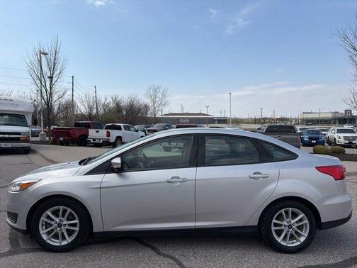 Ingot Silver 2017 Ford Focus SE
