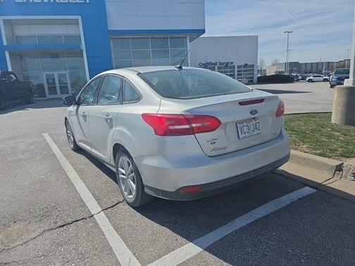 Ingot Silver 2017 Ford Focus SE