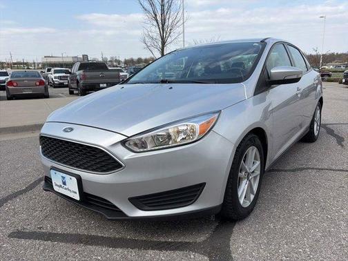 Ingot Silver 2017 Ford Focus SE