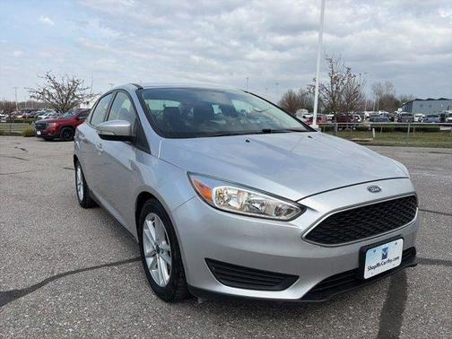 Ingot Silver 2017 Ford Focus SE