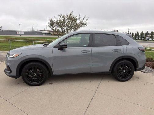 Urban Gray Pearl 2026 Honda HR-V Sport