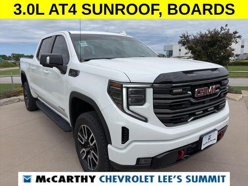 Summit White 2025 GMC Sierra 1500 AT4