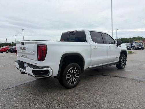 Summit White 2025 GMC Sierra 1500 AT4