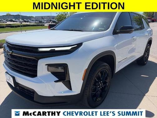 Summit White 2024 Chevrolet Traverse LS