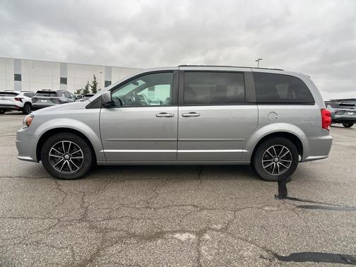 2016 Dodge Grand Caravan R/T