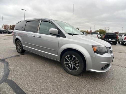 2016 Dodge Grand Caravan R/T