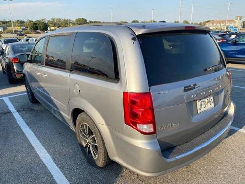 2016 Dodge Grand Caravan R/T