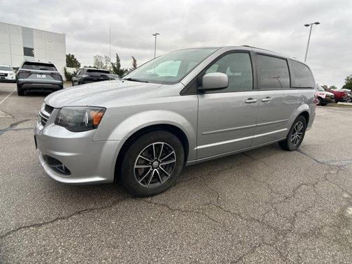 2016 Dodge Grand Caravan R/T