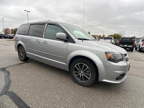 2016 Dodge Grand Caravan R/T