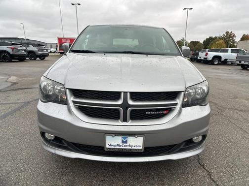 2016 Dodge Grand Caravan R/T